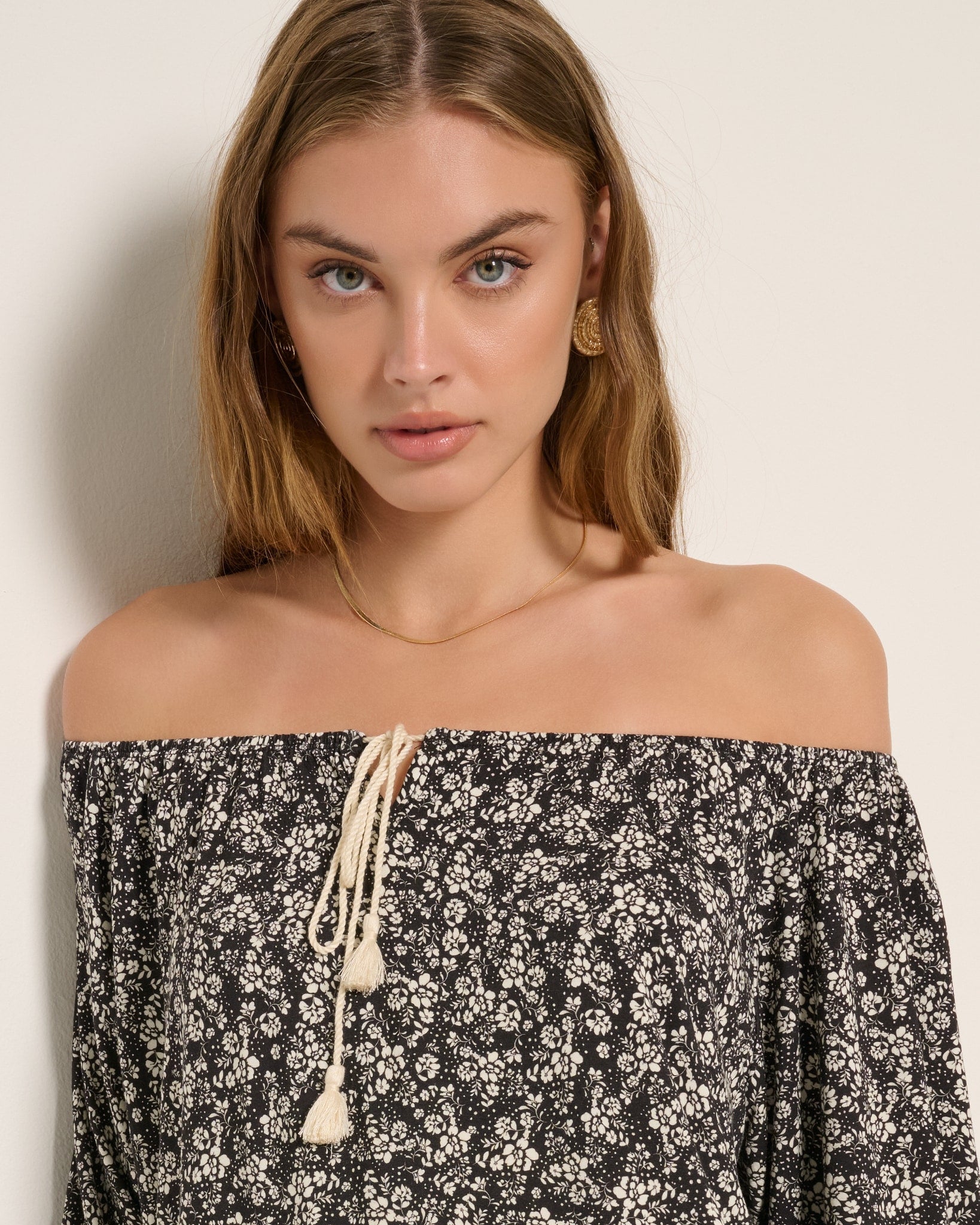 Black Floral $|& SEAS Honey Print Short Sleeve Top - SOF Full Front