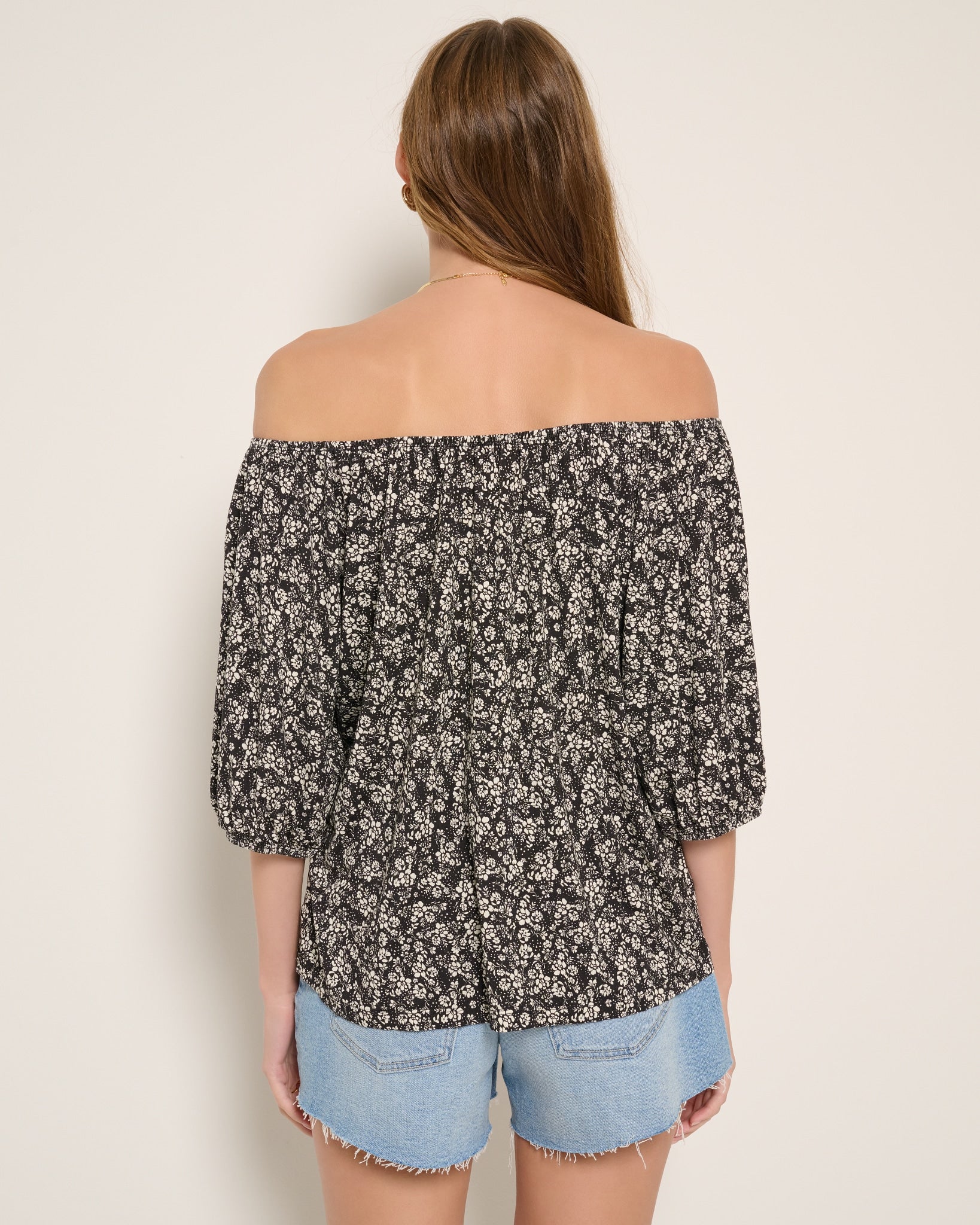 Black Floral $|& SEAS Honey Print Short Sleeve Top - SOF Back