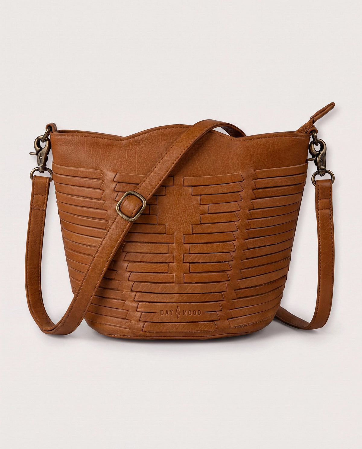 Tan $|& Day & Mood Emerie Crossbody - Hanger Detail
