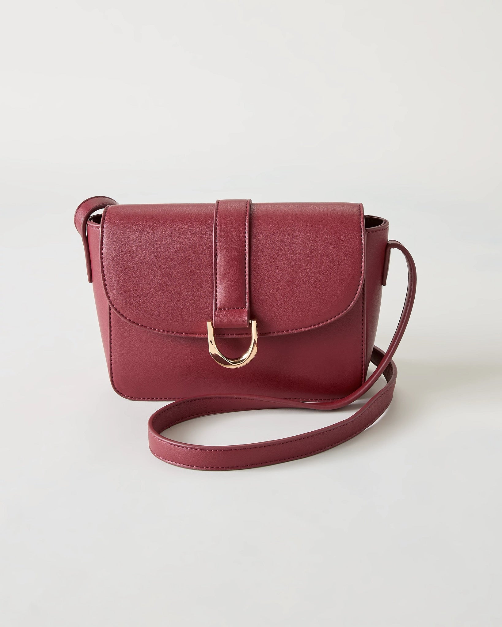 Bordeaux $|& SEAS Fiona Flap Crossbody - Hanger Detail